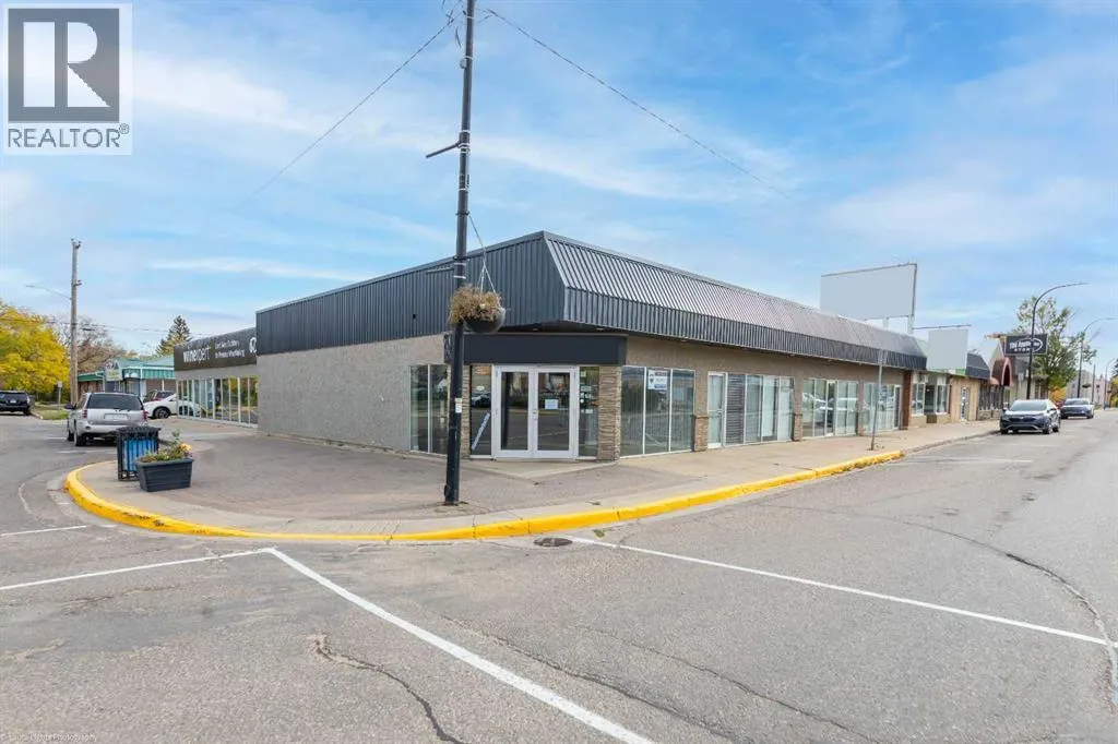Retail for rent: 4813 49 Avenue, Lloydminster, Saskatchewan S9V 0L9
