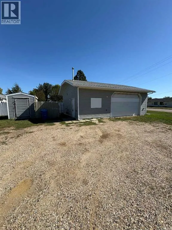 4819 52 Ave, Grimshaw, Alberta T0H 1W0