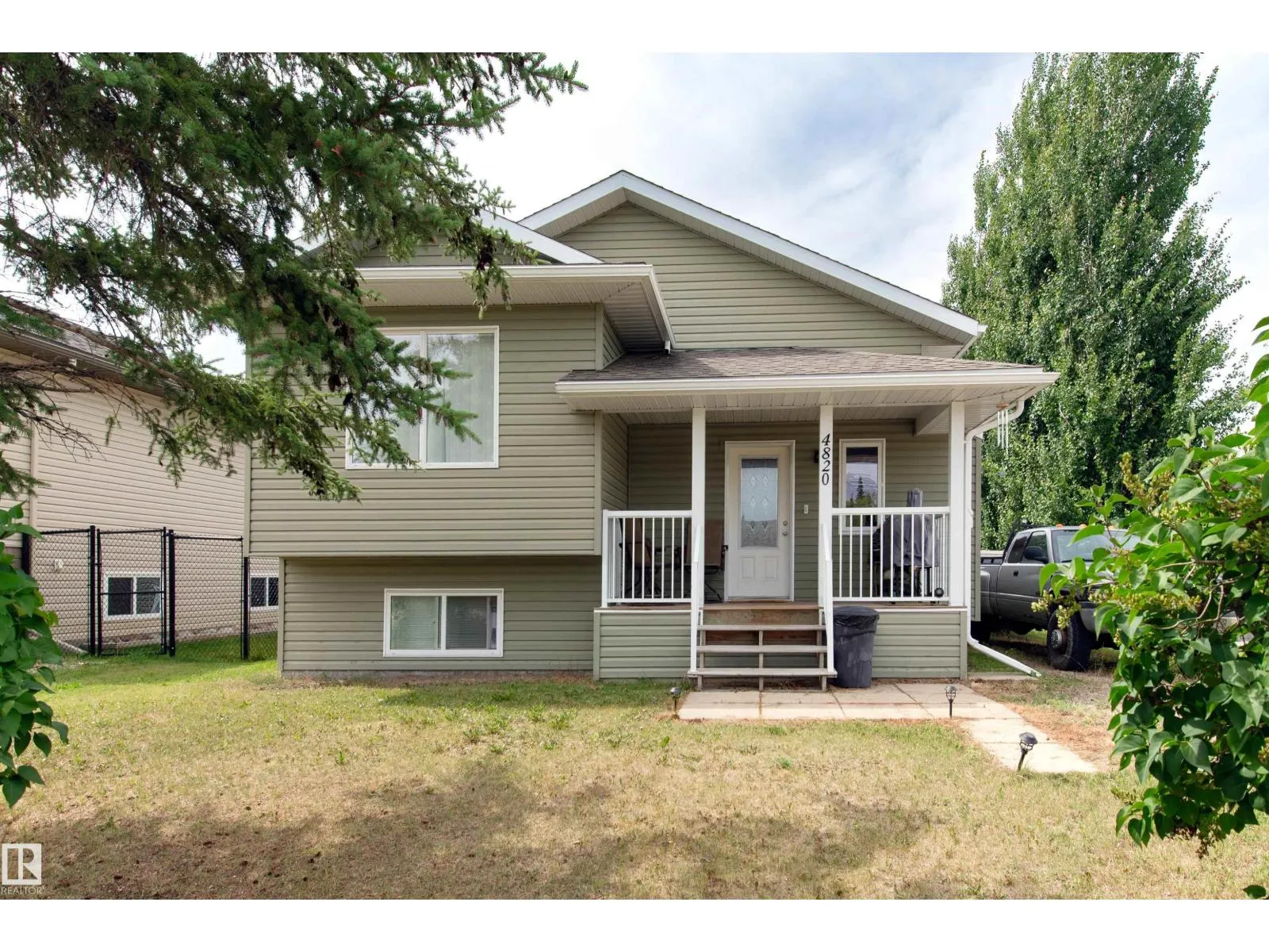 House for rent: 4820 51 St, Ardmore, Alberta T0A 1H0