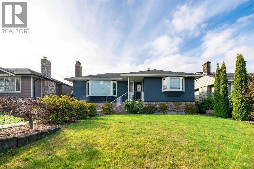 House for rent: 4824 Fairlawn Drive, Burnaby, British Columbia V5C 3R8