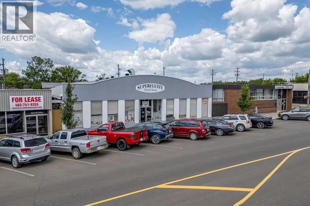 Retail for rent: 4832 50 Street, Stettler, Alberta T0C 2L0