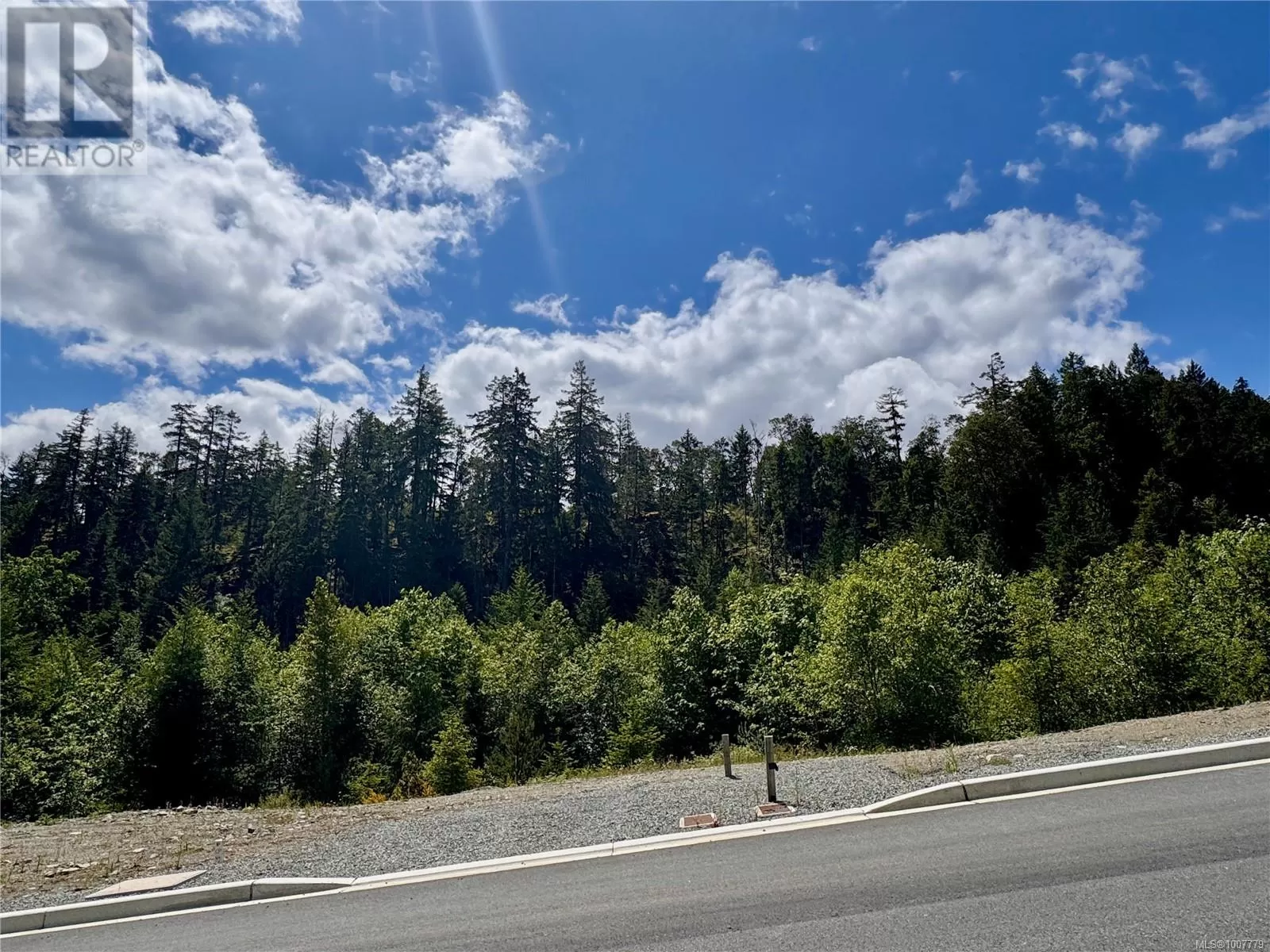 4848 Dixon Lane, Lantzville, British Columbia V0R 2H0