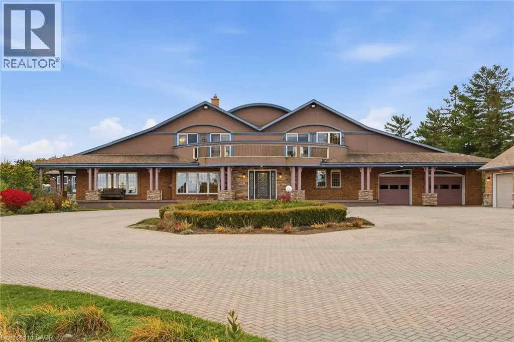 House for rent: 4850 Hillside Drive, Beamsville, Ontario L0R 1B0