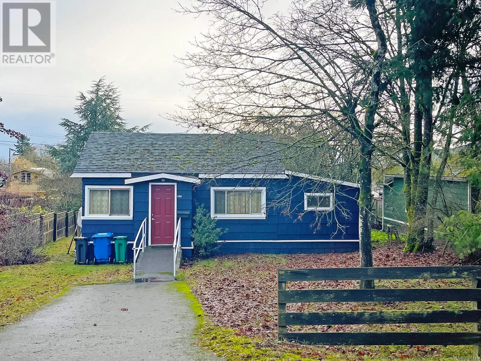 House for rent: 486 Wakesiah Ave, Nanaimo, British Columbia V9R 3K9