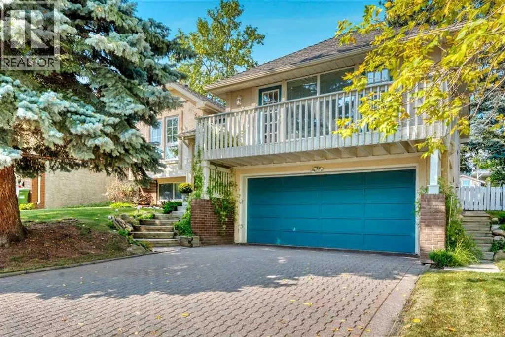 House for rent: 488 Strathcona Drive Sw, Calgary, Alberta T3H 1K2