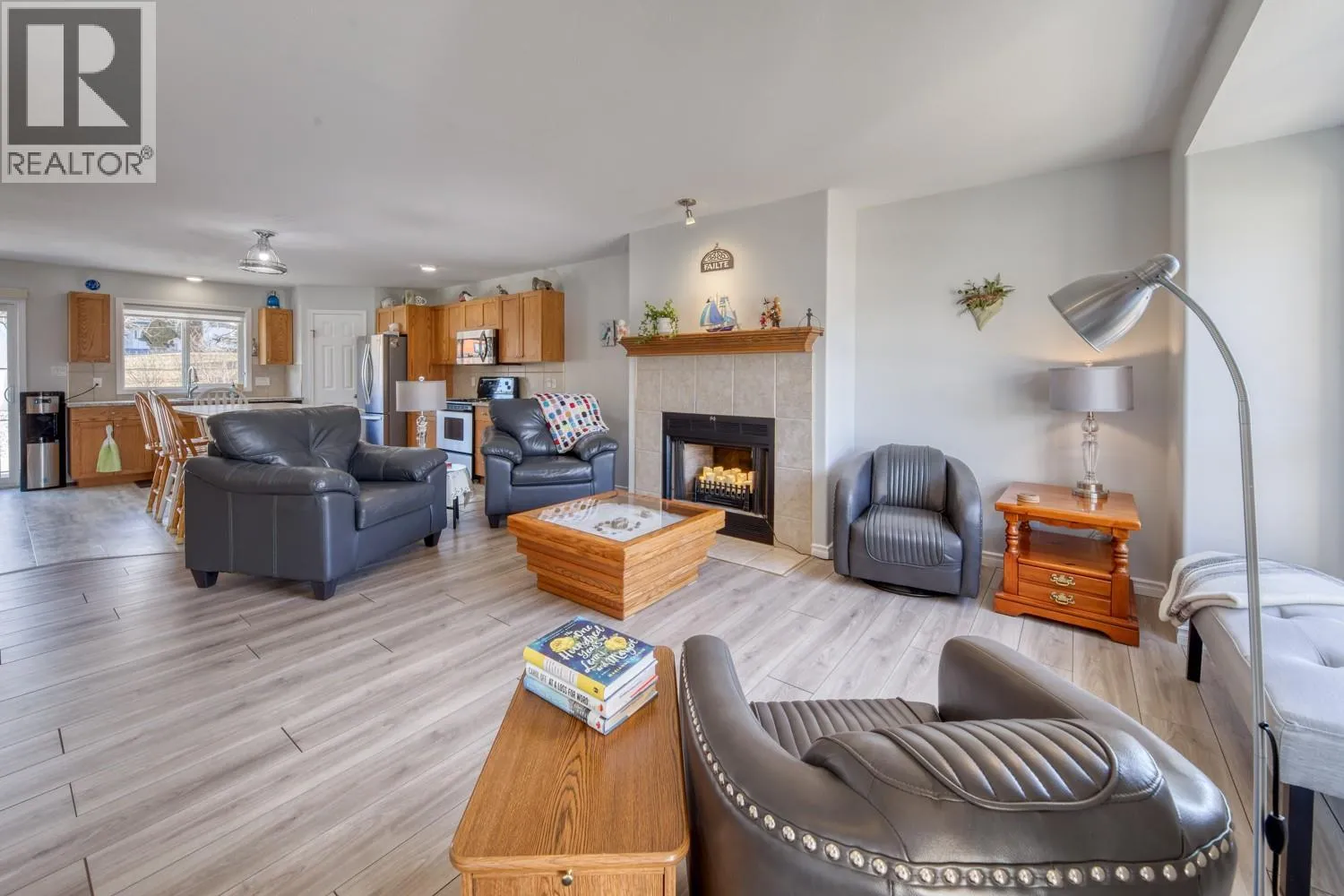 House for rent: 4887 Glen Eagle Drive, Fairmont Hot Springs, British Columbia V0B 1L1