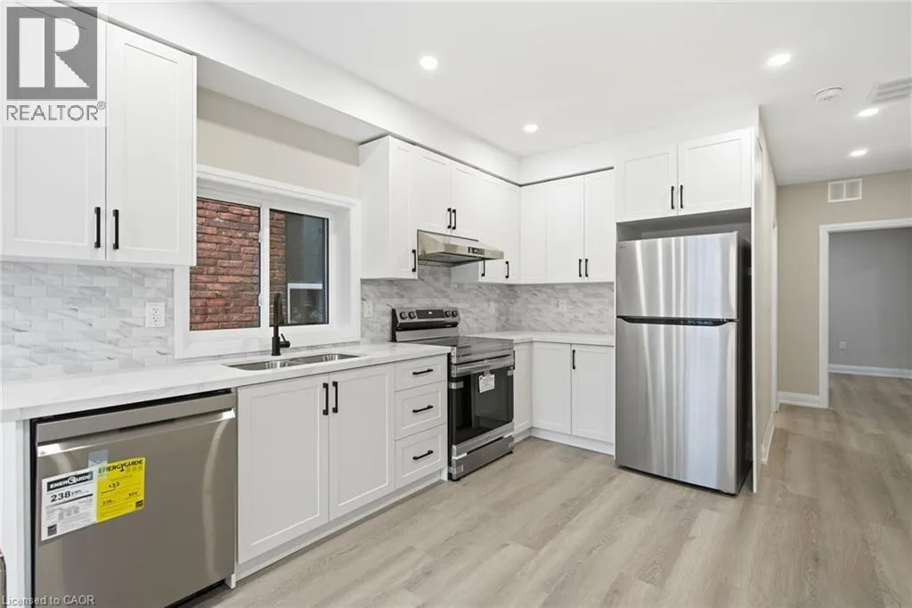 House for rent: 489 Cannon Street E Unit# 3, Hamilton, Ontario L8L 2E5