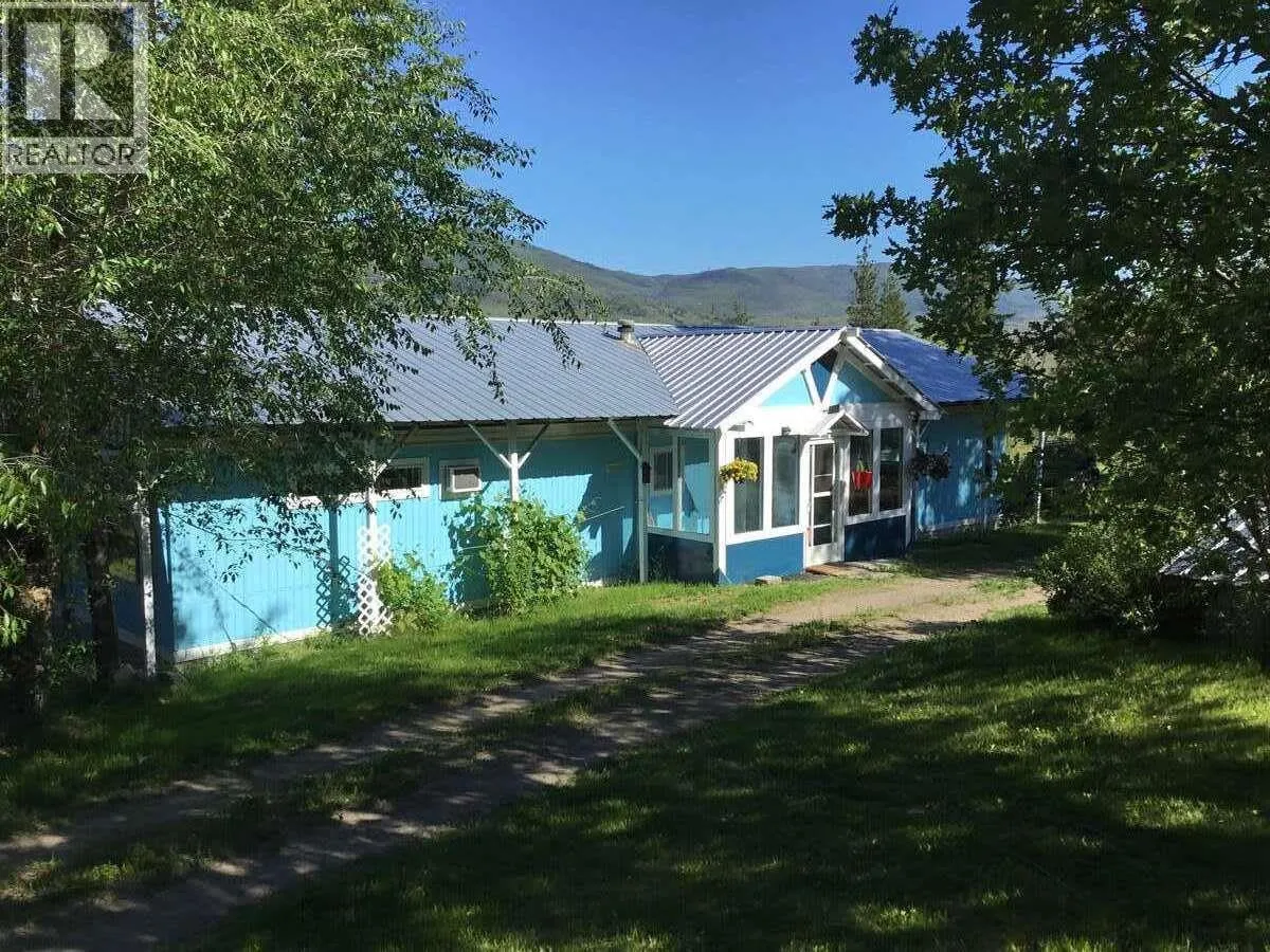 Manufactured Home for rent: 4893 Poplar Road, Kamloops, British Columbia V0E 2P0