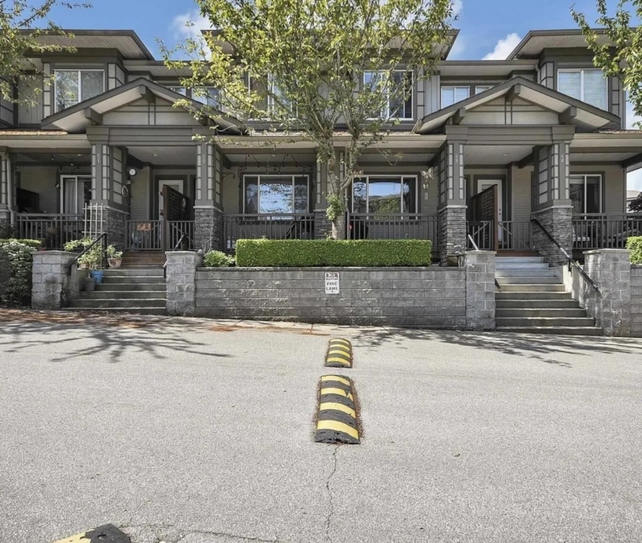 Row / Townhouse for rent: 49 18701 66 Avenue, Surrey, British Columbia V3S 4P3