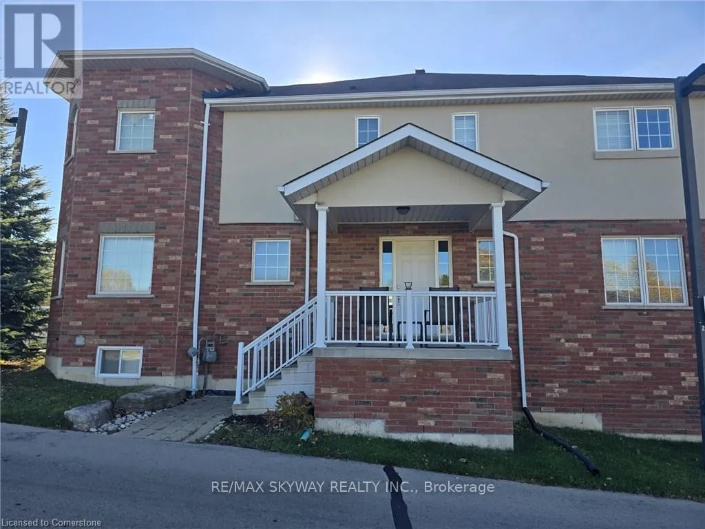 Row / Townhouse for rent: 49 - 20 Mcconkey Crescent, Brantford, Ontario N3S 0B9