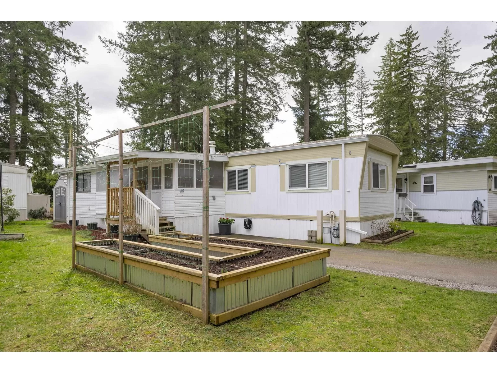 Manufactured Home for rent: 49 20071 24 Avenue, Langley, British Columbia V2Z 2A1