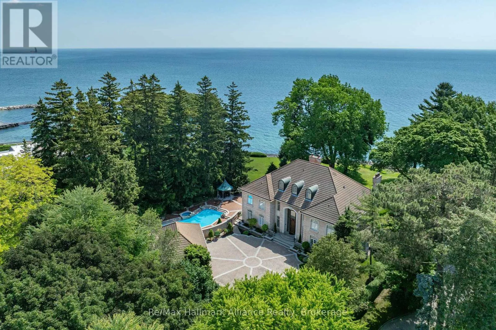 House for rent: 49 Cox Drive, Oakville, Ontario L6J 4P8