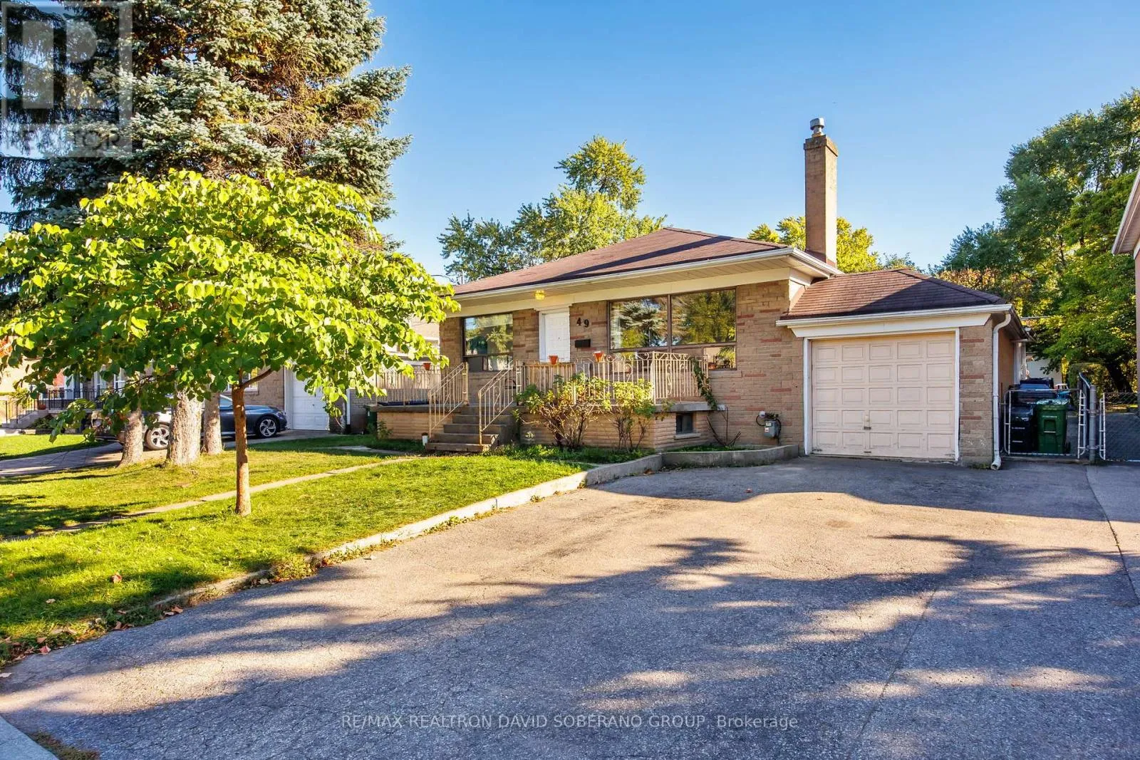 House for rent: 49 Danby Avenue, Toronto, Ontario M3H 2J4