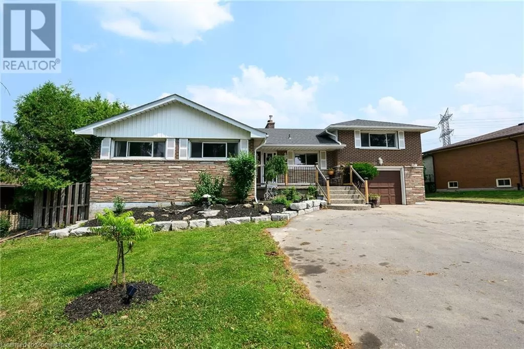 House for rent: 49 Glover Road, Hamilton, Ontario L8W 3S8