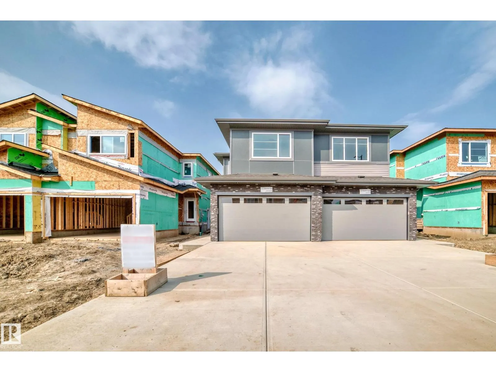 Duplex for rent: 49 Patriot Wy, Spruce Grove, Alberta T7X 2W6