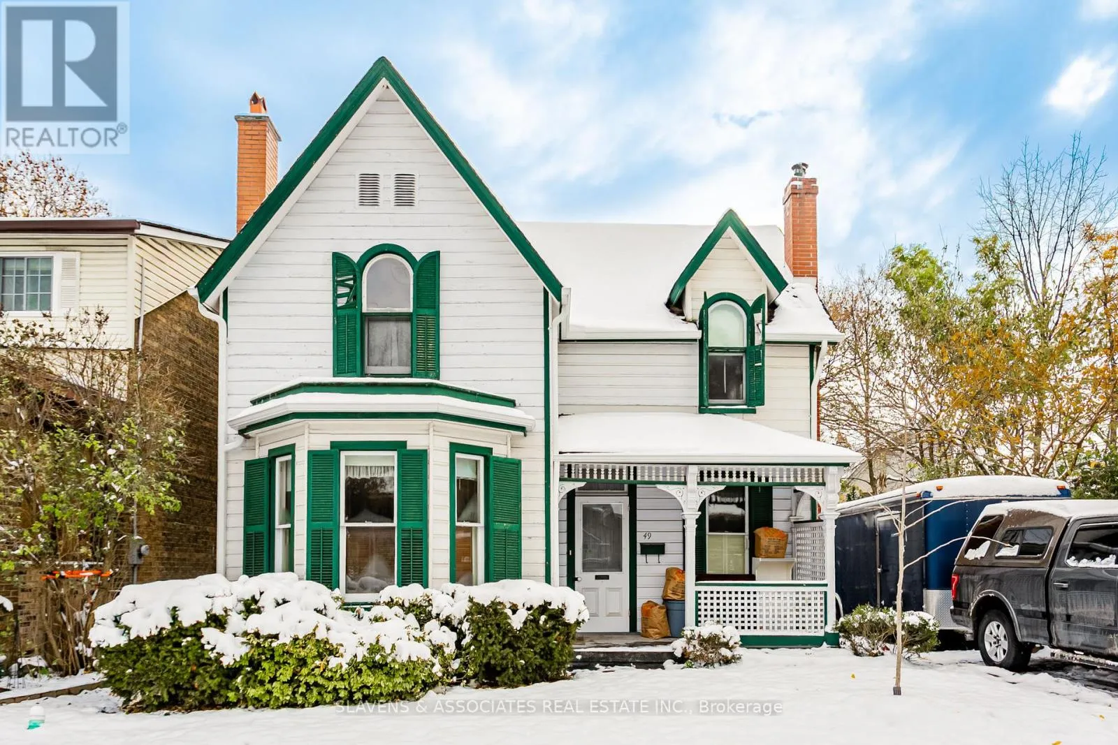 House for rent: 49 Queens Drive, Toronto, Ontario M9N 2H3