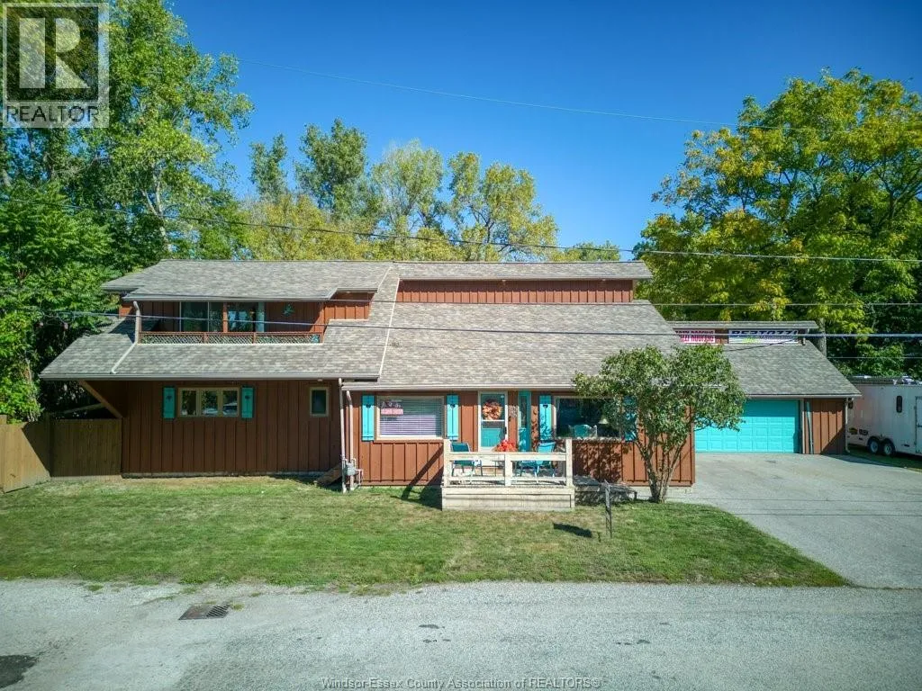 House for rent: 49 Riverview, LaSalle, Ontario N9S 1E1