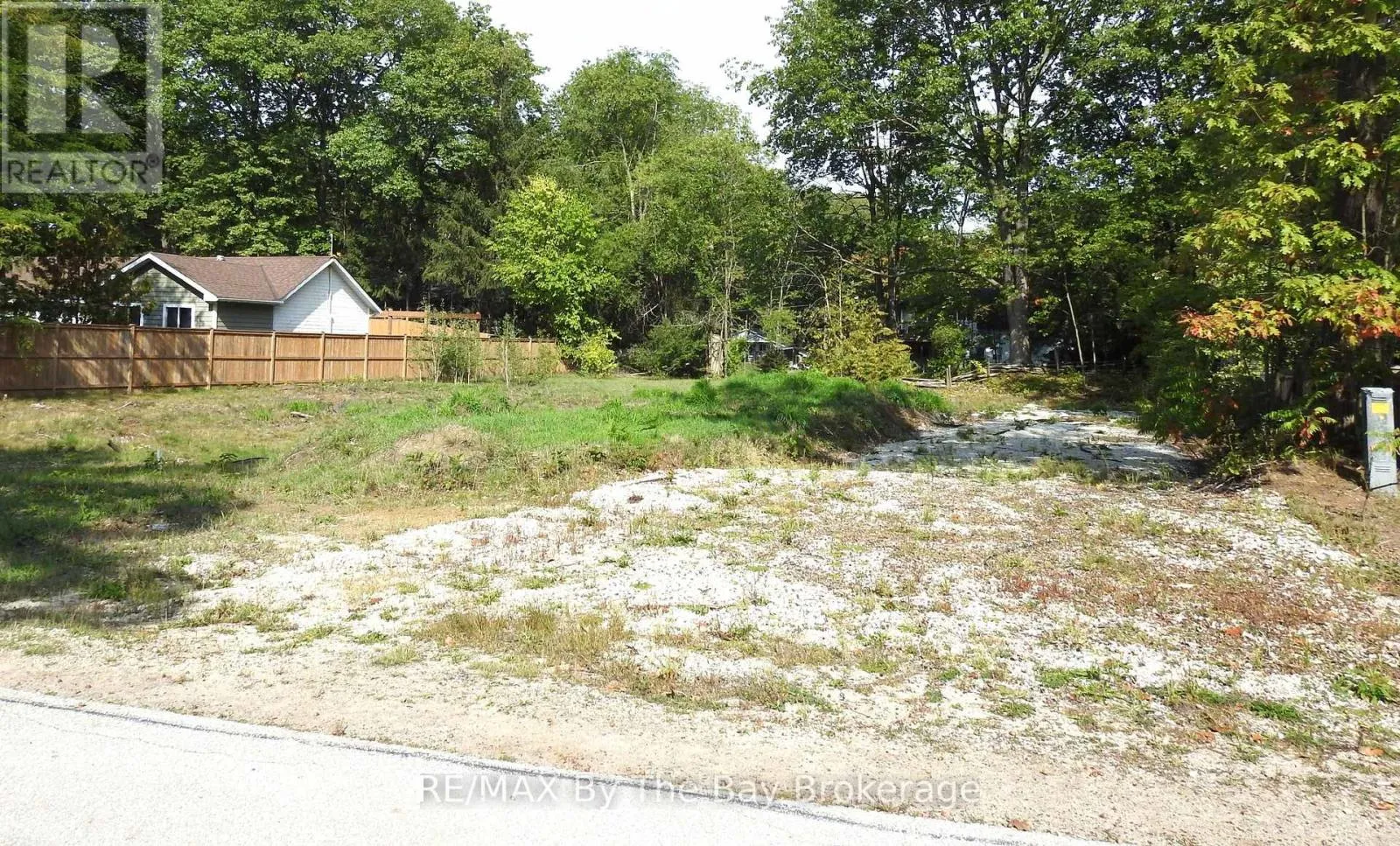 49 Wilhelm Street, Wasaga Beach, Ontario L9Z 1R1