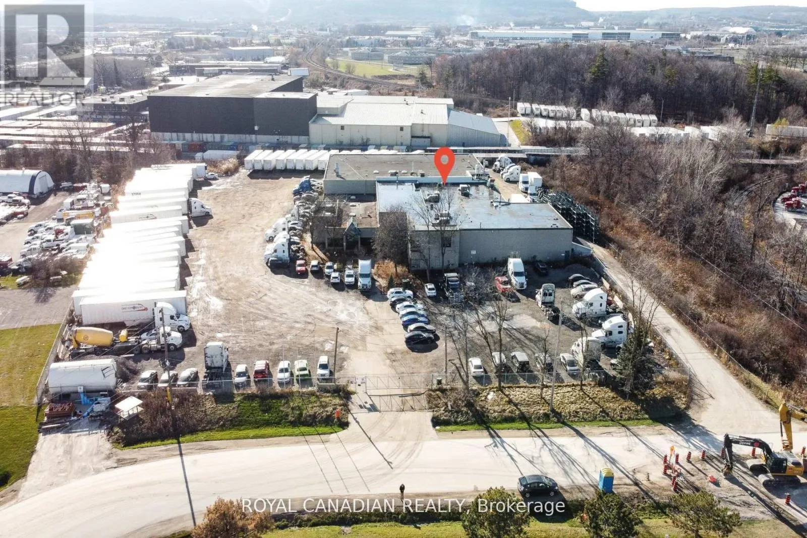 Warehouse for rent: 490 Mcgeachie Drive, Milton, Ontario L9T 3Y5