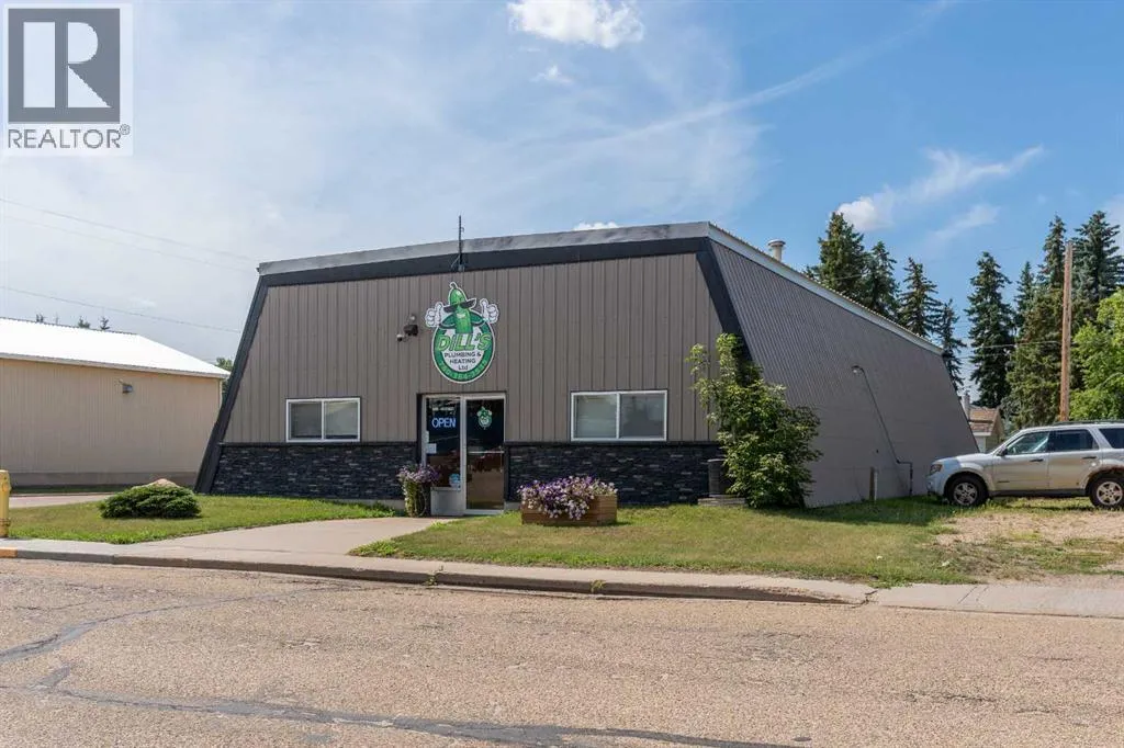Commercial Mix for rent: 4901 48 Street, Sedgewick, Alberta T0B 4C0