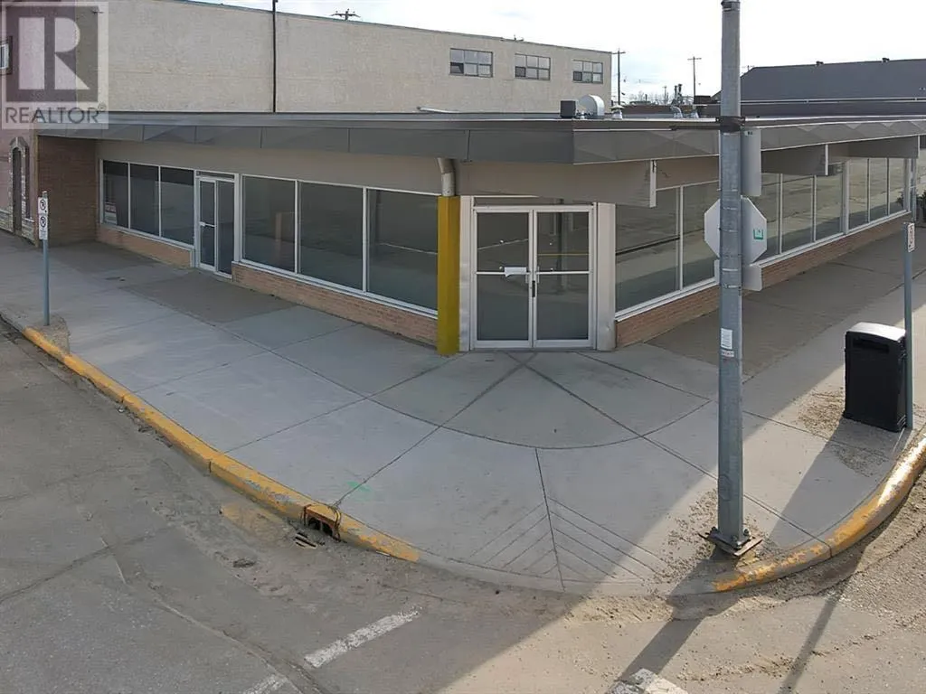 Retail for rent: 4901 52nd Avenue, High Prairie, Alberta T0G 1E0