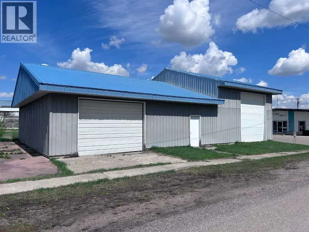 4904 51 Street, Innisfree, Alberta T0B 2G0