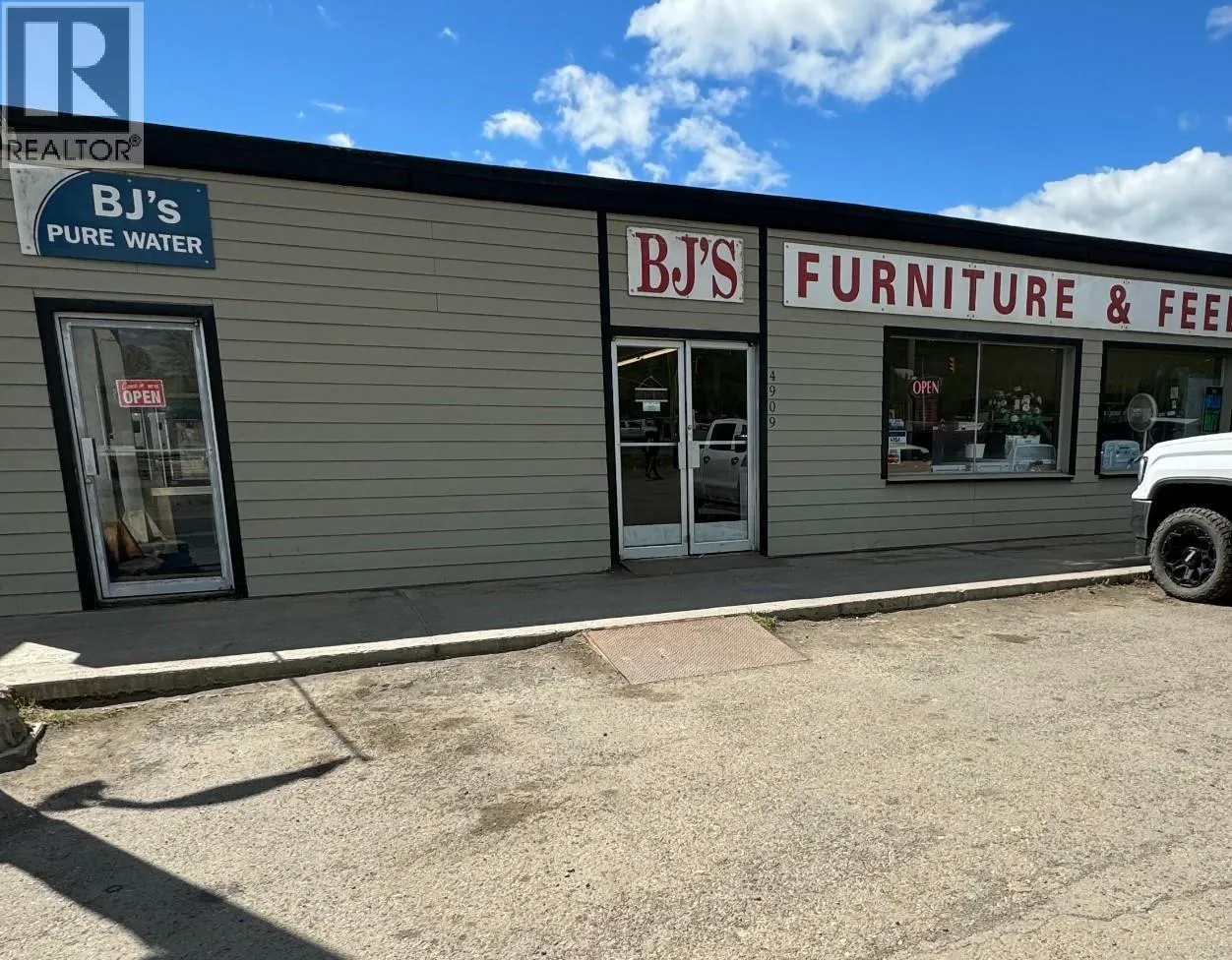 Residential Commercial Mix for rent: 4909 South Access Road, Chetwynd, British Columbia V0C 1J0