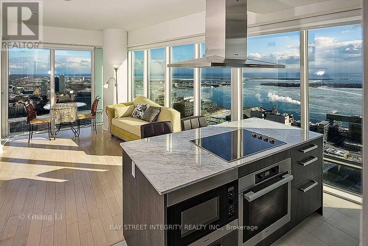 Apartment for rent: 4910 - 8 The Esplanade, Toronto, Ontario M5E 0A6