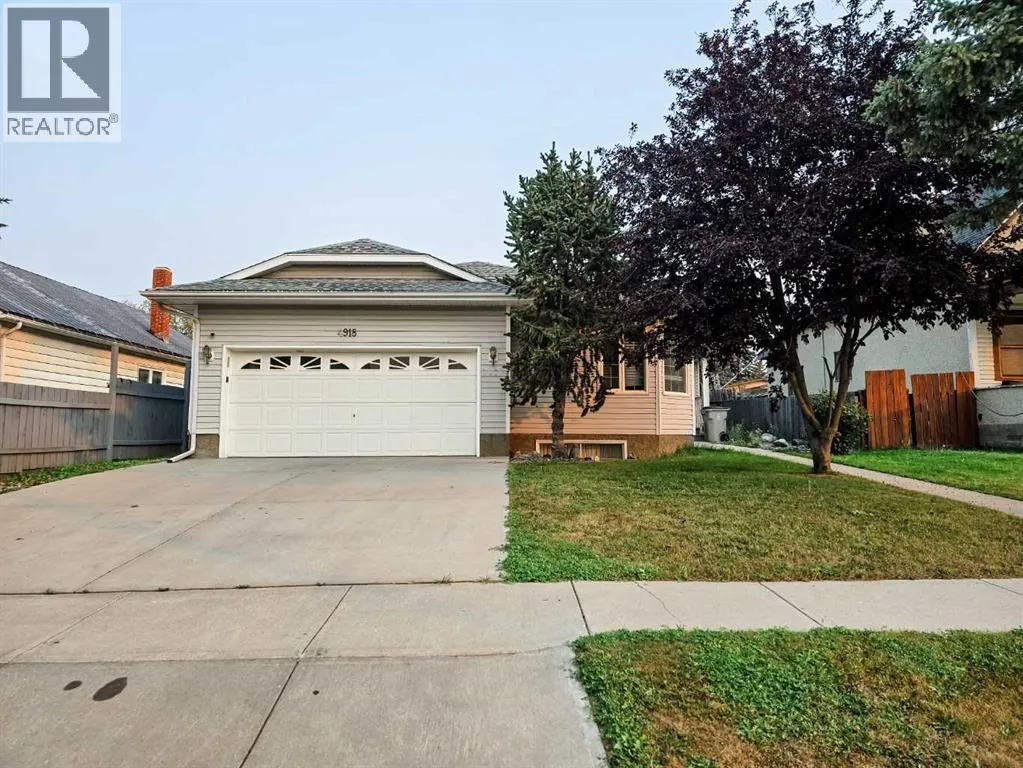 House for rent: 4918 5 Avenue, Edson, Alberta T7E 1T3