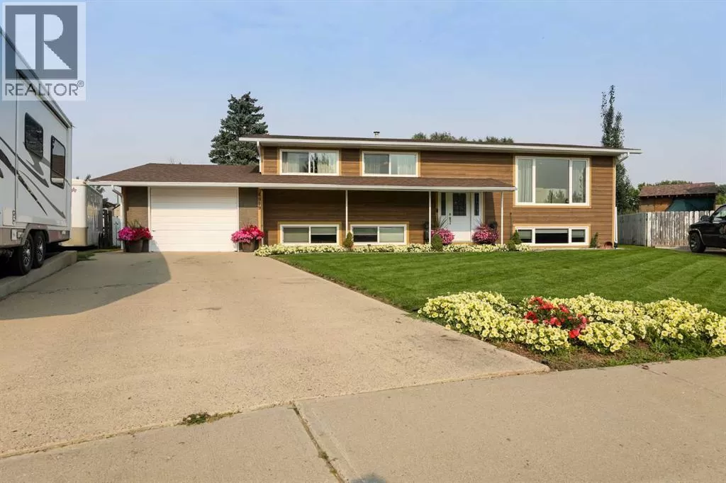 House for rent: 4919 61 Avenue N, Taber, Alberta T1G 1J1