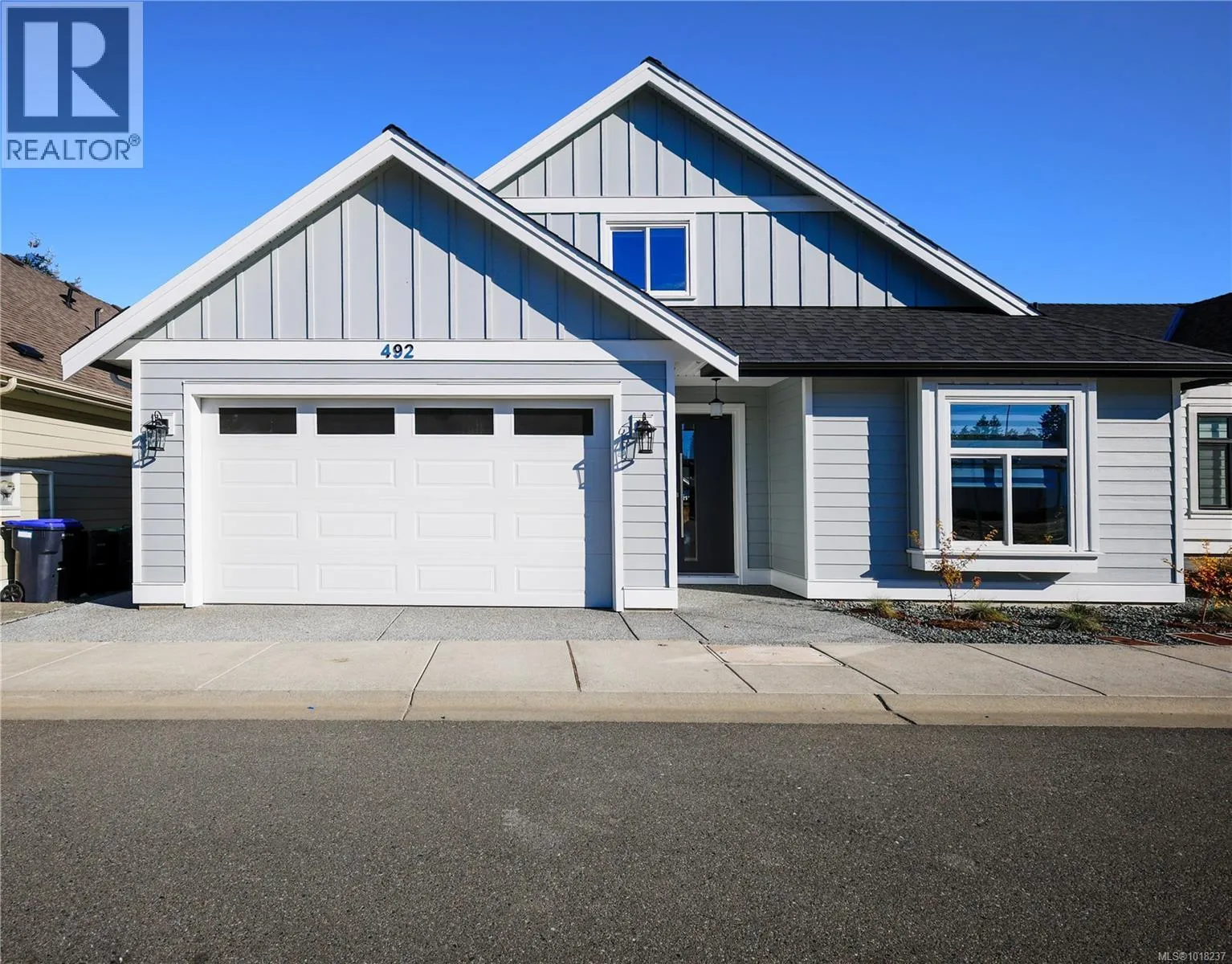 House for rent: 492 Hampstead St, Parksville, British Columbia V9P 0G5