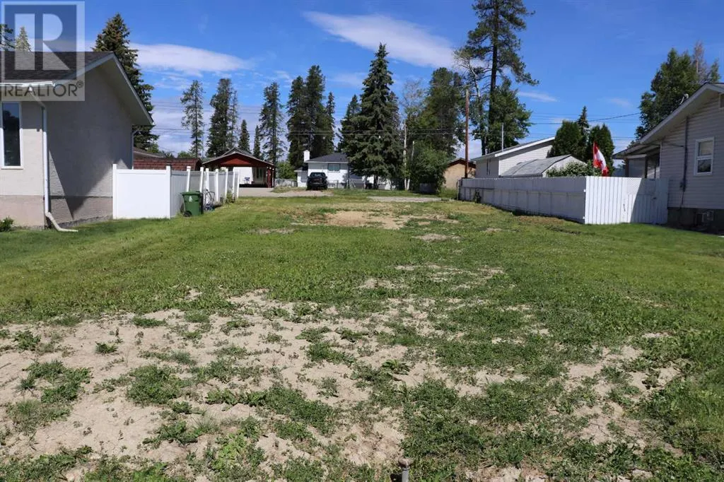 4920 10 Avenue, Edson, Alberta T7E 1E6