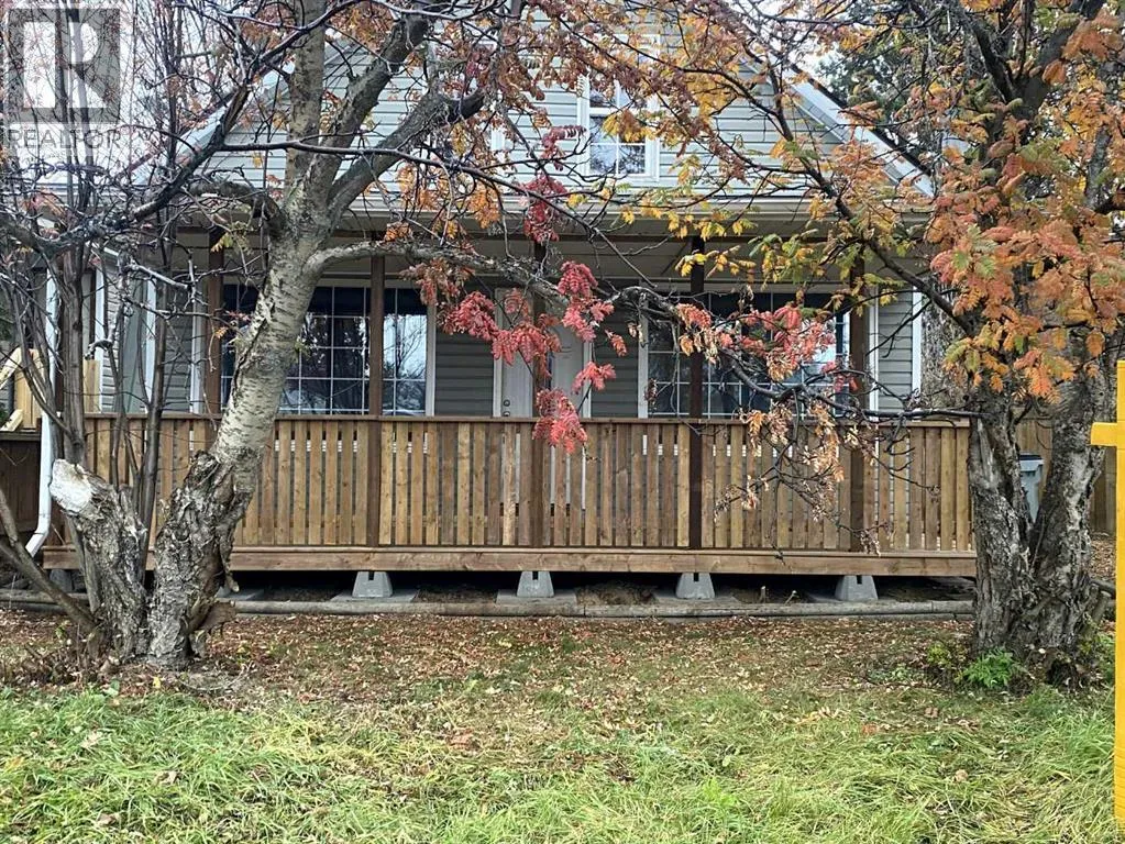 House for rent: 4924 58 Avenue, High Prairie, Alberta T0G 1E0