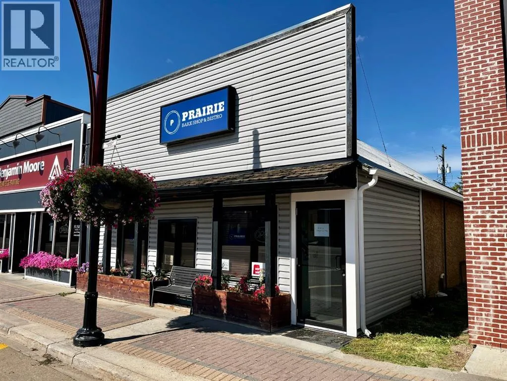 Retail for rent: 4926 50 Avenue, Vermilion, Alberta T9X 1A4