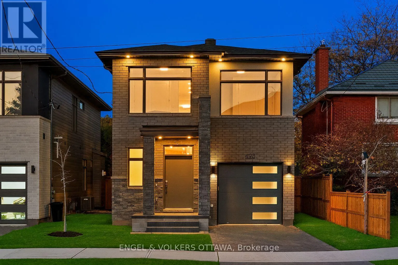 House for rent: 493 Highcroft Avenue, Ottawa, Ontario K1Z 5J3