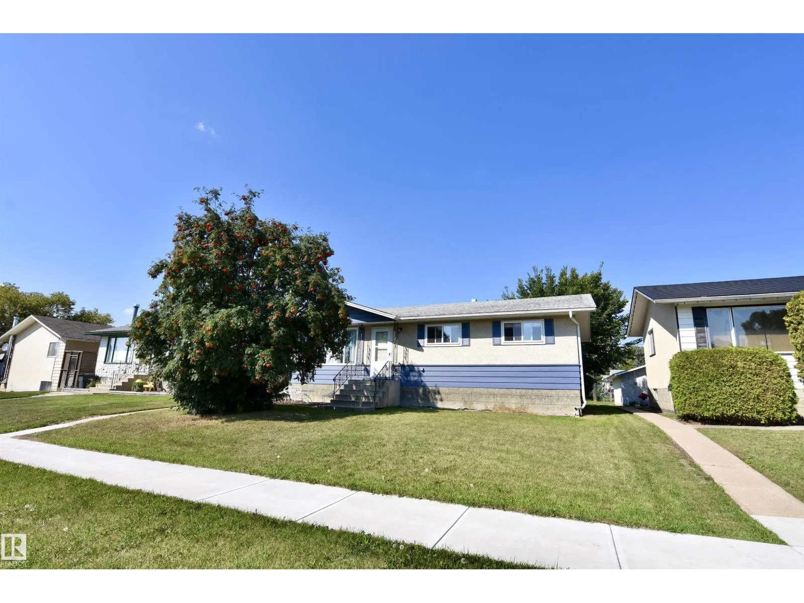 House for rent: 4930 44 Av, St. Paul Town, Alberta T0A 3A4