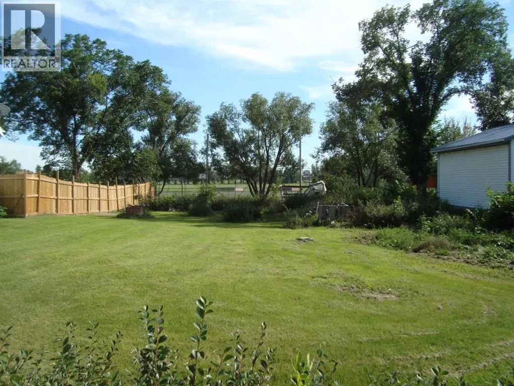 4931 49 Avenue, Stavely, Alberta T0L 1Z0