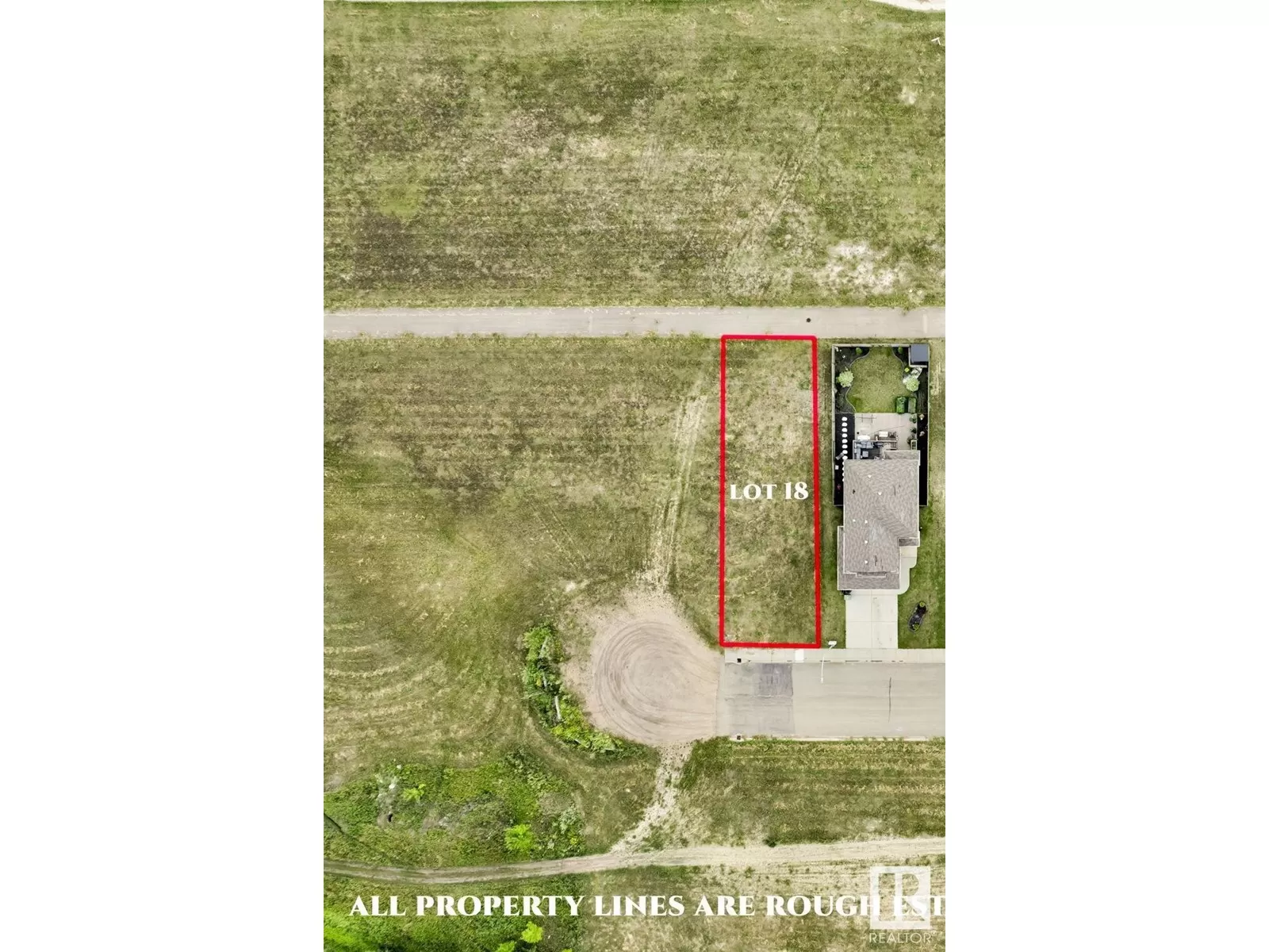 No Building for rent: 4931 55 Ave, Redwater, Alberta T0A 2W0