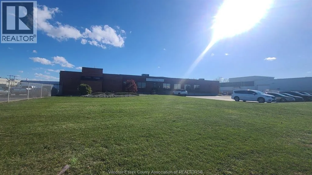 4960 Walker Road Unit# 3, Tecumseh, Ontario N0R 1L0