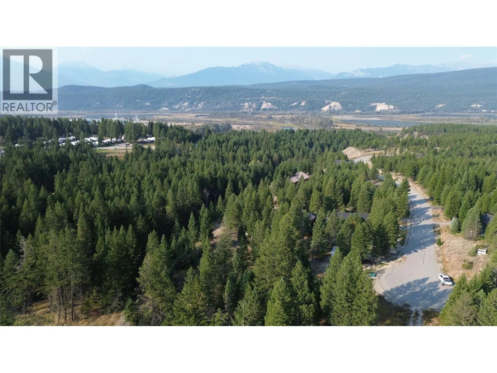 Other for rent: 4962 Saddlewood Lane, Radium Hot Springs, British Columbia V0A 1M0