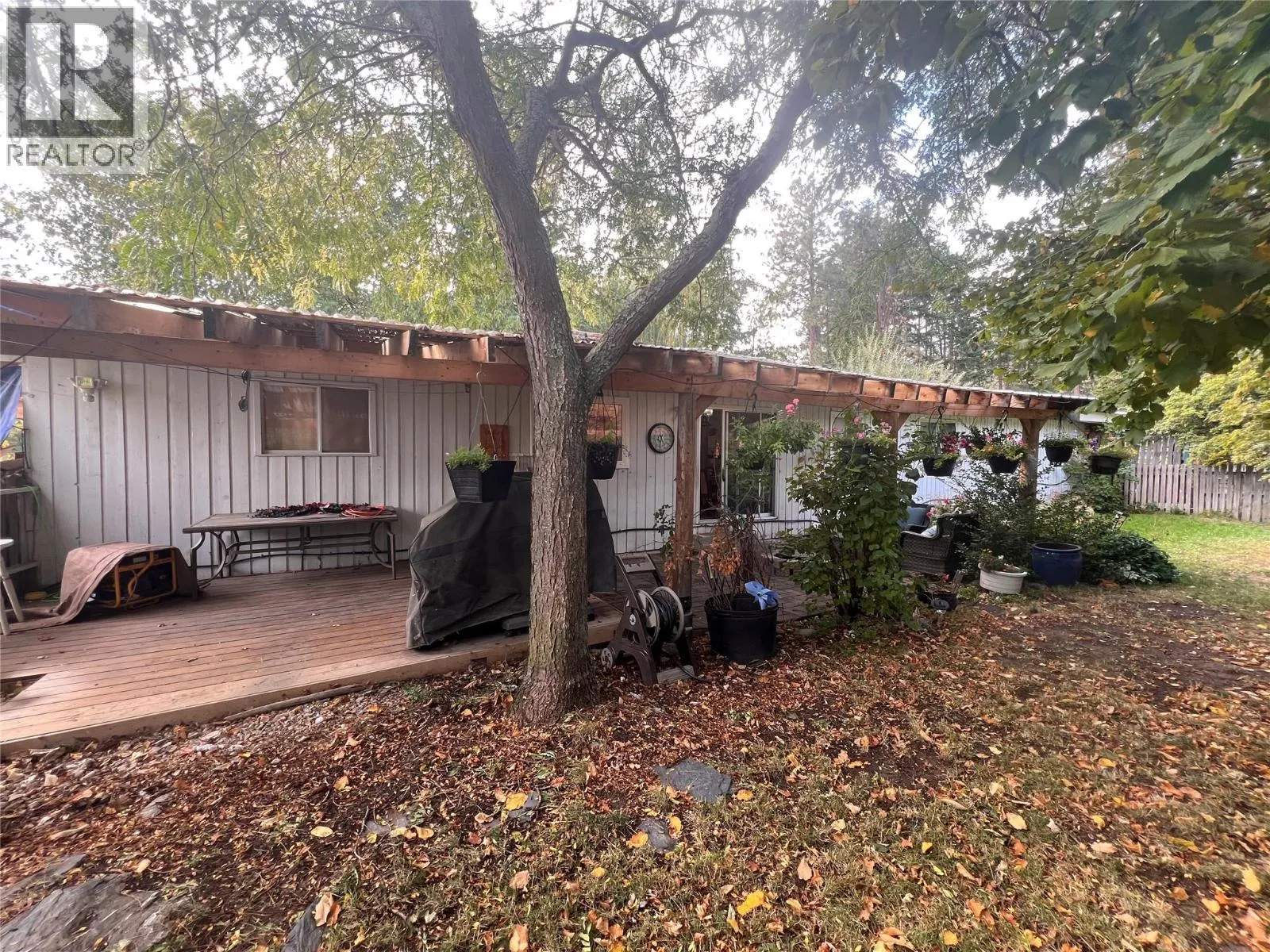 House for rent: 4976 Nash Street, Peachland, British Columbia V0H 1X8