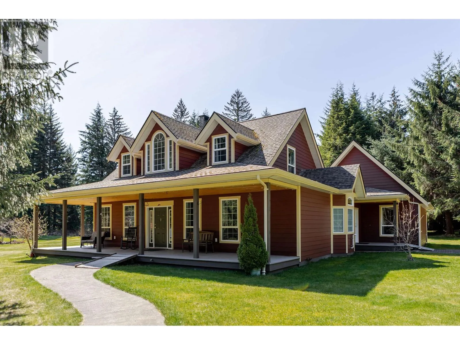 House for rent: 499 Quatsino Boulevard, Kitimat, British Columbia V8C 2G6