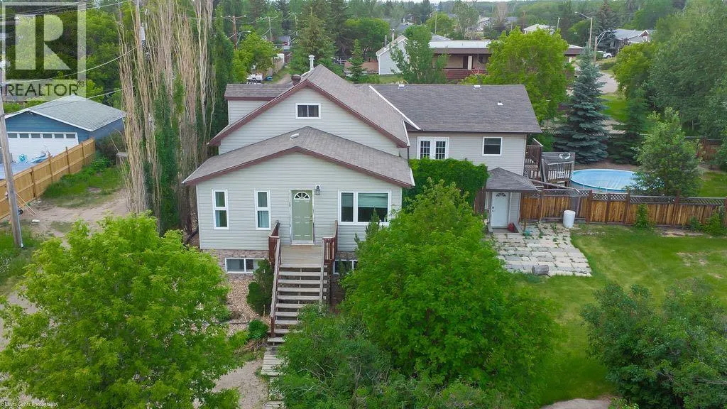 House for rent: 4th Street E /76 Ross Avenue, Lashburn, Saskatchewan S0M 1H0