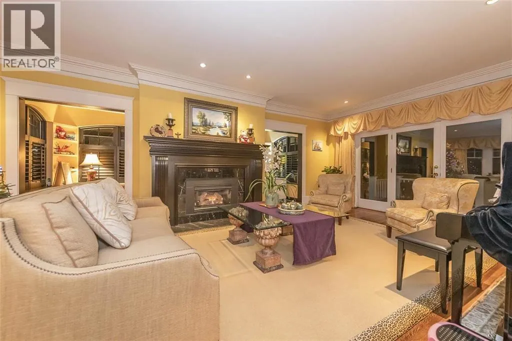 House for rent: 4xxx Beverly Crescent, Vancouver, British Columbia V6J 4E7