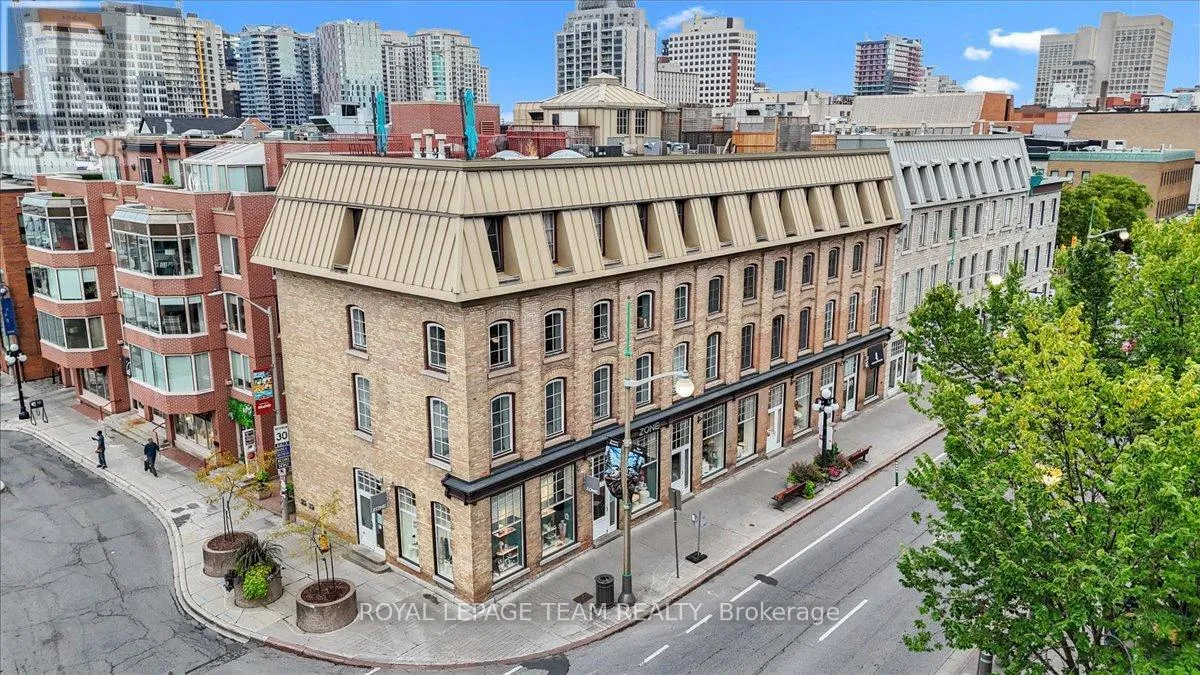 Apartment for rent: 5 - 10 Clarence Street, Ottawa, Ontario K1N 5P3