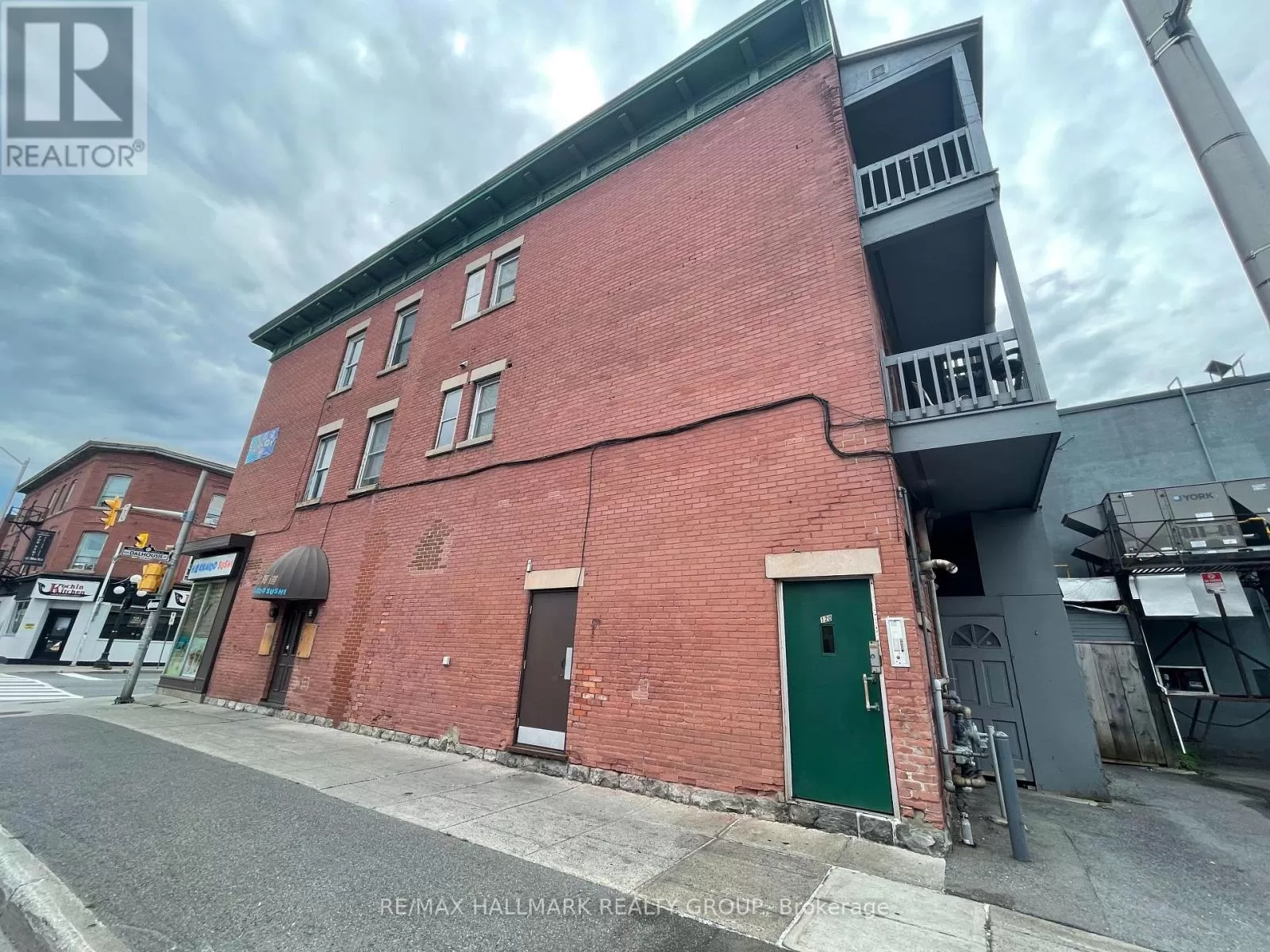 Other for rent: 5 - 120 Murray Street, Ottawa, Ontario K1N 7E6