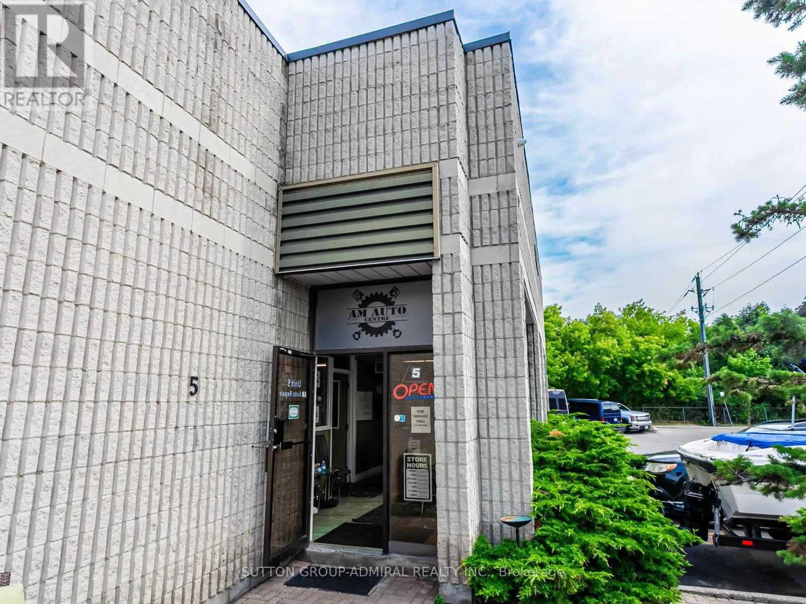 Multi-Tenant Industrial for rent: 5 - 1605 Sedlescomb Drive, Mississauga, Ontario L4X 1M4