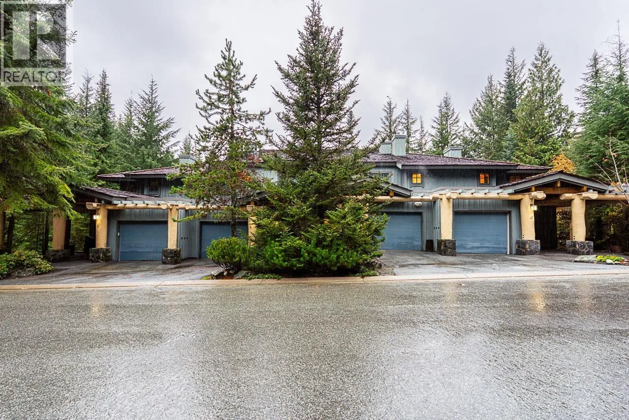 Row / Townhouse for rent: 5 2240 Nordic Drive, Whistler, British Columbia V8E 0P3