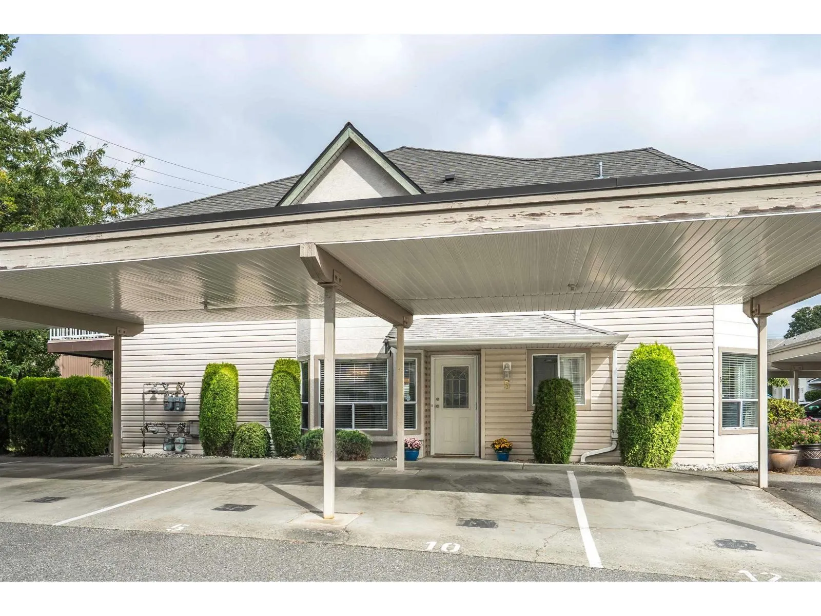 Row / Townhouse for rent: 5 3380 Gladwin Road, Abbotsford, British Columbia V2S 7G1