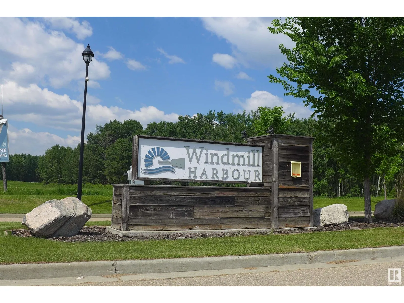 No Building for rent: 5 3410 Ste Anne Tr, Rural Lac Ste. Anne County, Alberta T0E 0A1